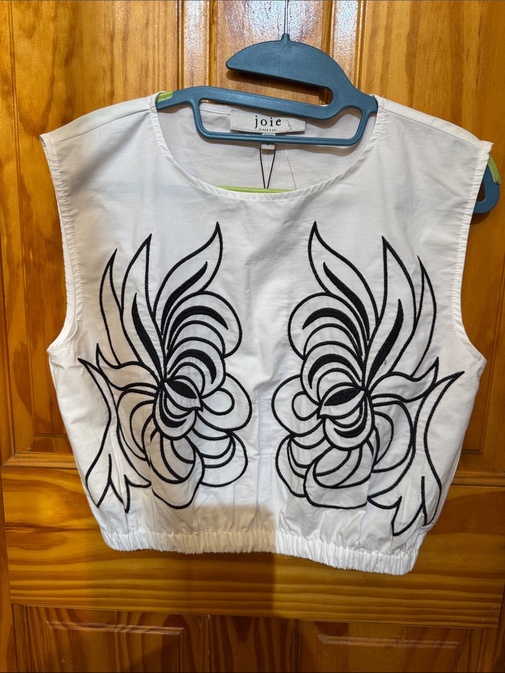 Joie White Sleeveless Cropped Top with Black Floral Embroidery